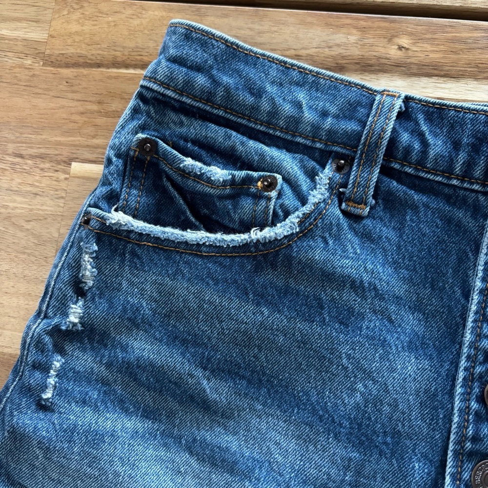 A&F High Rise Mom Shorts - Picture 4 of 9